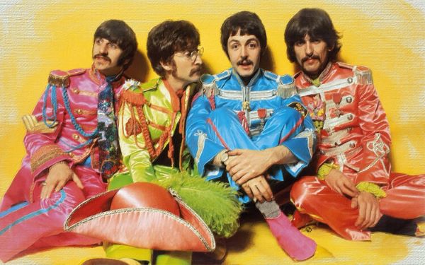 The Beatles Sgt Peppers Lonely Hearts 1