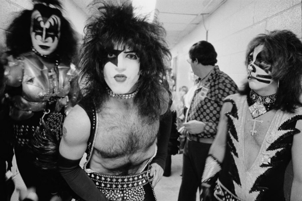 ZANI&#039;s Video of The Week - When Kiss Ruled The World Complete